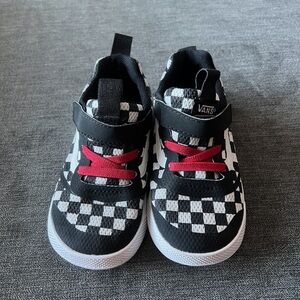 Vans Toddler UltraRange 66 V shoes size 7.5